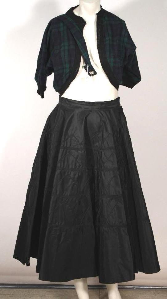 Ladies Clothing (1 of 5)