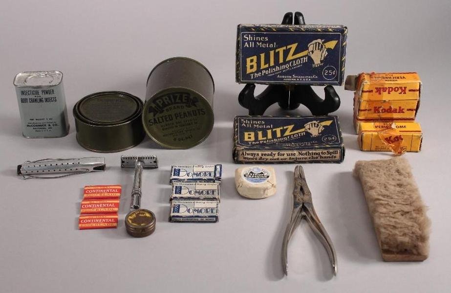 Mens Vintage Collectibles (1 of 10)