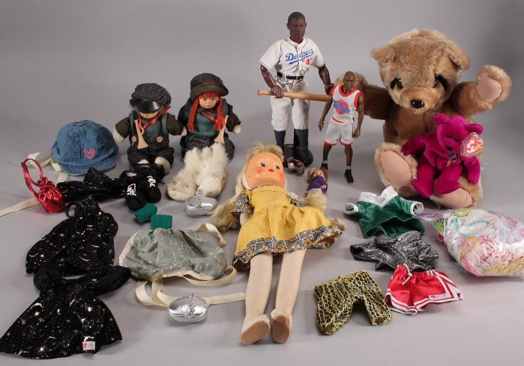 Collectible Children's Toys (1 of 10)