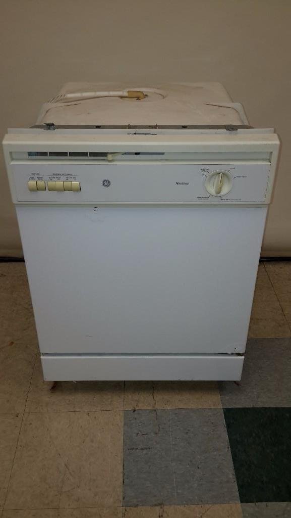 GE Dishwasher (1 of 5)