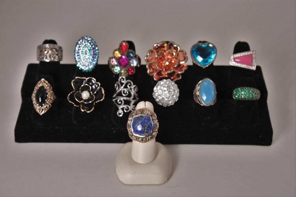 Ladies Fashion Rings (13) (1 of 9)