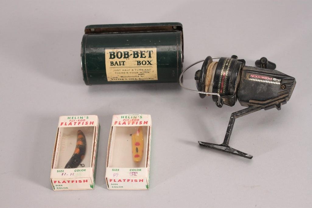 Vintage Fishing Items (4) (1 of 5)