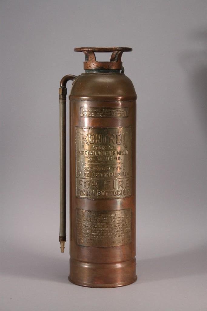 Vintage Underwriters Laboratories Inc Fire Extinguisher