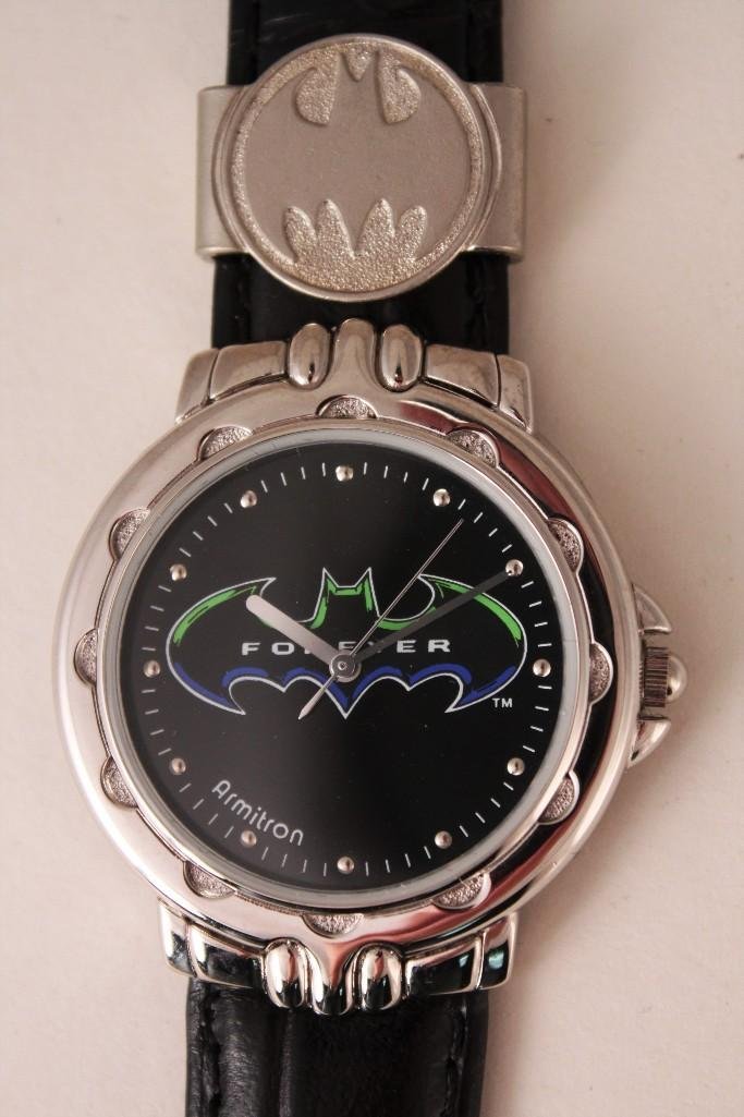 1995 Armitron Batmen Forever Watch: Limited edition number 0094, genuine leather band, comes with original velvet bag.