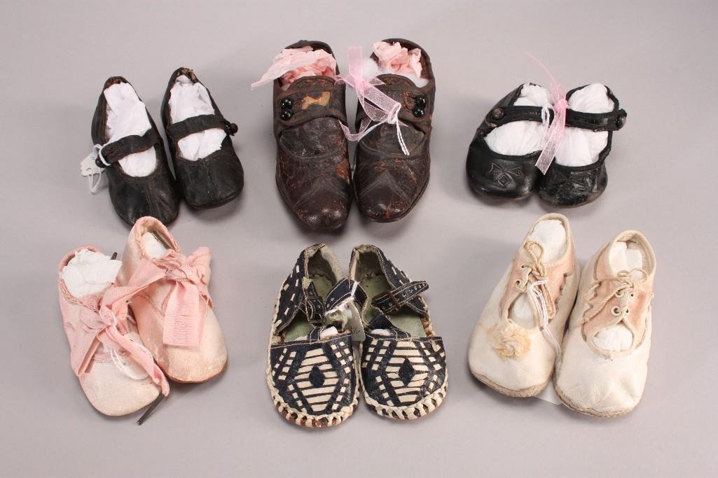 Vintage Doll Shoes (6 Pairs): Sizes range from 4" - 6.5". pink leather bottom ballet shoes marked 792, off white and pink leather shoes one missing design on front, black buckle up shoes, black leather buckle up shoes, and more. S