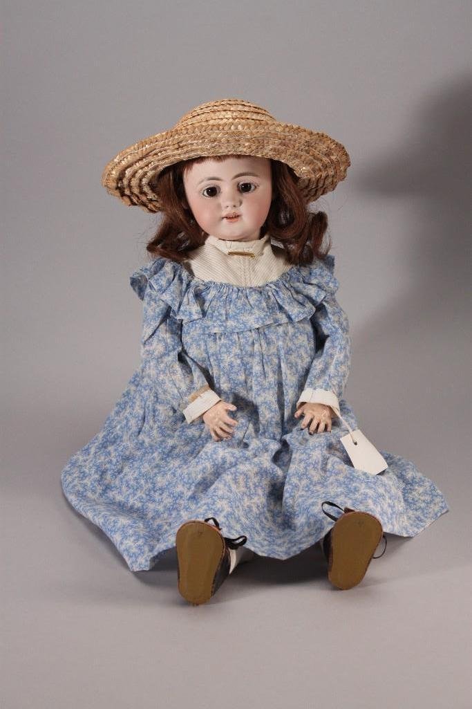 Simon & Halbig 719 Doll (1 of 10)