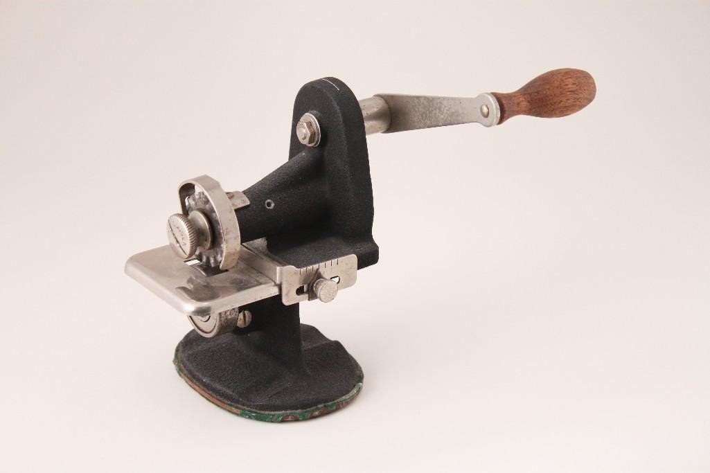 Vintage Singer Pinking Machine Dec 20, 2015 The Auction House