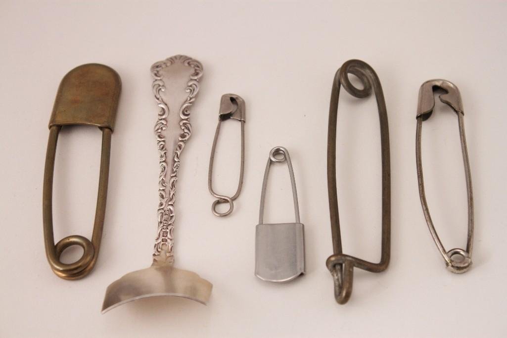 Sterling Food Pusher & Vintage Diaper Pins (5) (1 of 4)