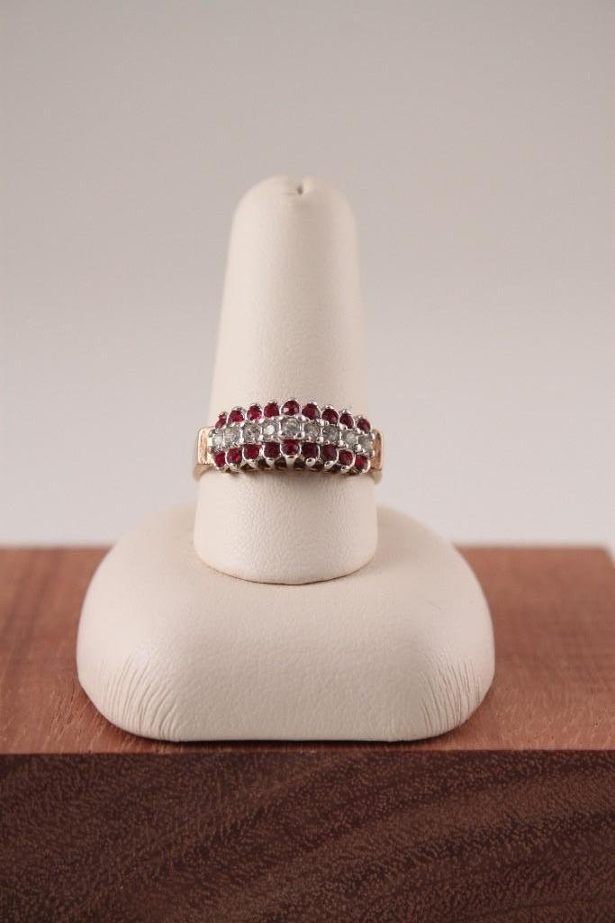 Ladies 18 K HGE YG Ring (1 of 5)