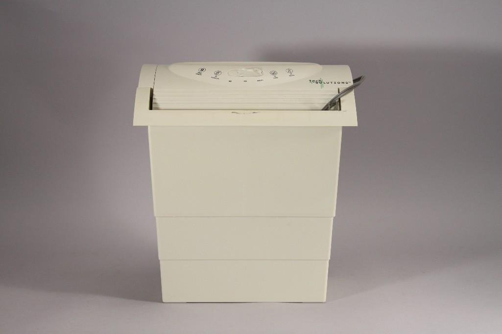 Tech Solutions Paper Shredder (1 of 4)