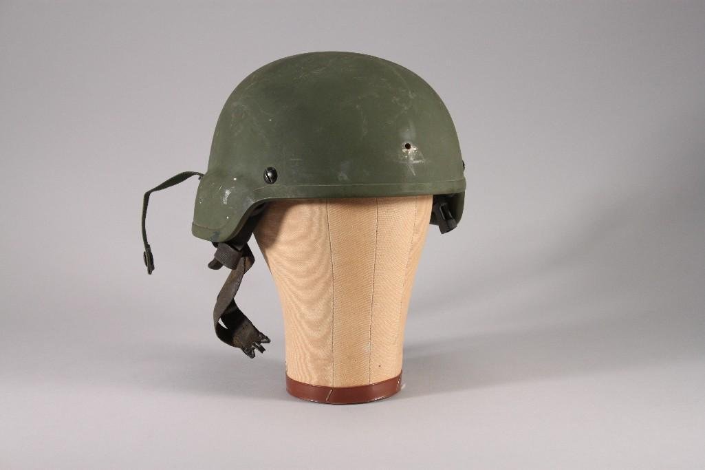 US Military Kevlar Advanced Combat Helmet (1 of 5)