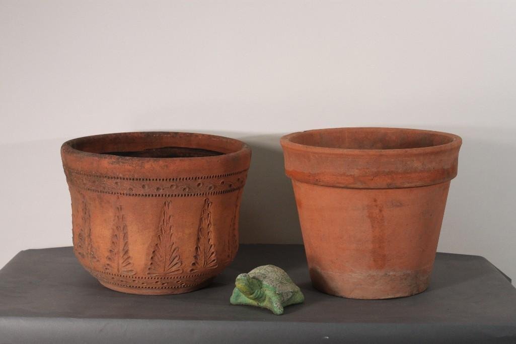 Flower Pots & Turtle Yard Art (3) (1 of 4)