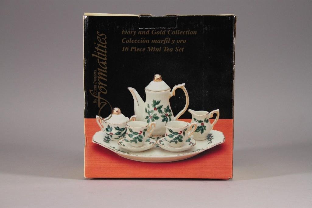 Formalities Mini Tea Set (1 of 3)