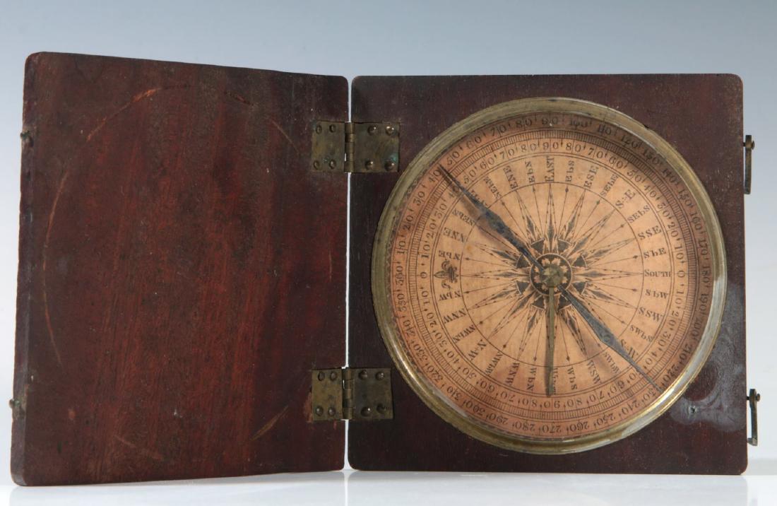 A GOOD EARLY 19TH C. WOOD CASE DRY CARD COMPASS (1 of 8)