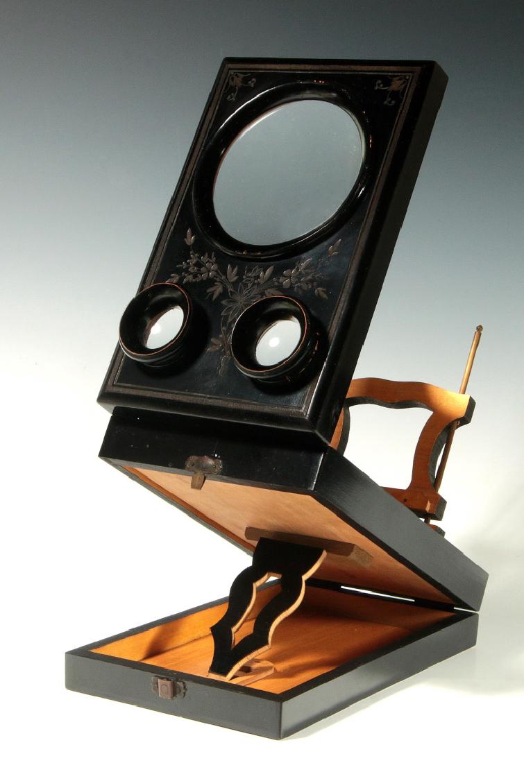 A 19TH CENTURY FRENCH FOLDING STEREO GRAPHOSCOPE (1 of 11)