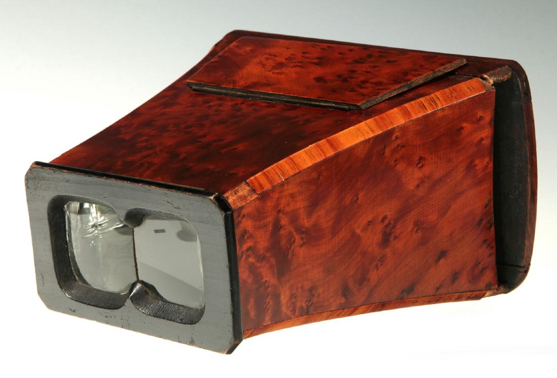 A 19TH C. BREWSTER STYLE STEREOSCOPE (1 of 8)