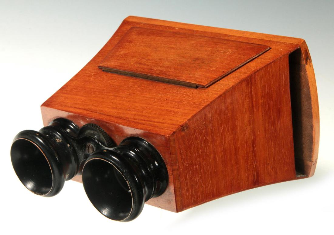 A 19TH C. BREWSTER TYPE STEREOSCOPE (1 of 8)