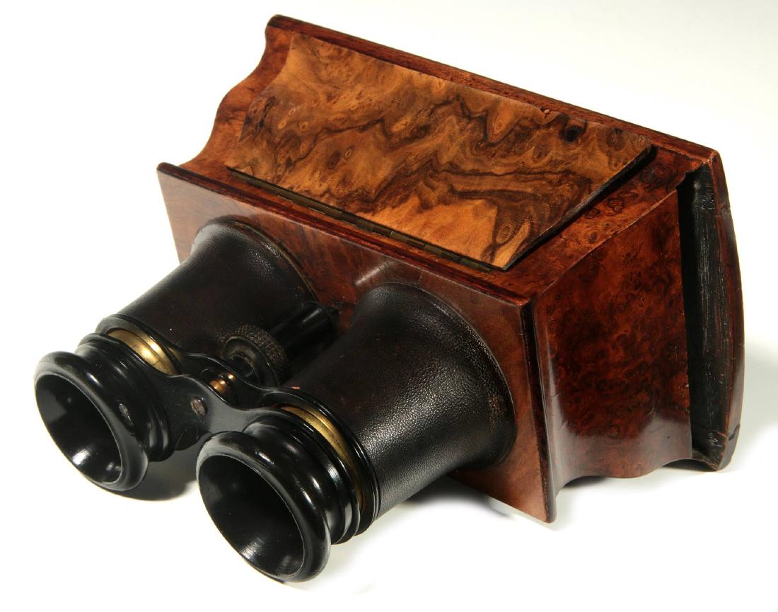 A GOOD BURL 19TH C. BREWSTER TYPE STEREOSCOPE (1 of 8)