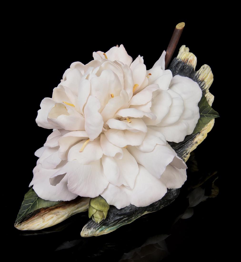 A LARGE LOT OF BELLEEK AND BOEHM PORCELAIN FLOWERS (1 of 9)