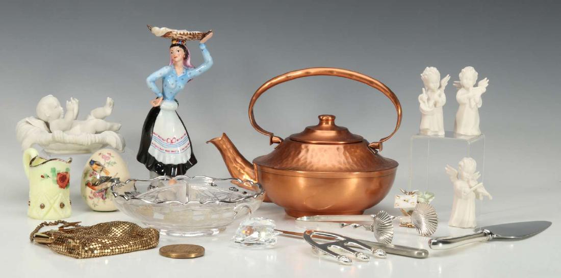 AN ESTATE LOT OF MISCELLANEOUS COLLECTIBLE OBJECTS (1 of 9)