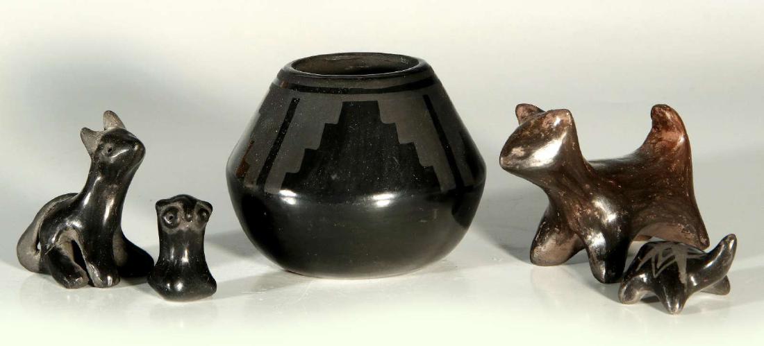 A BLUE CORN SAN ILDEFONSO POTTERY VASE (1 of 7)