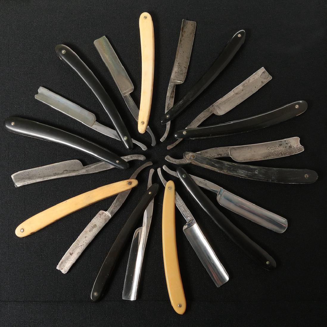 LOT OF TEN STRAIGHT RAZORS (1 of 10)