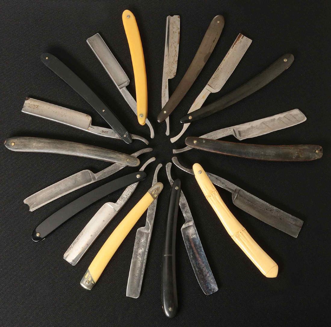 LOT OF TEN STRAIGHT RAZORS (1 of 10)