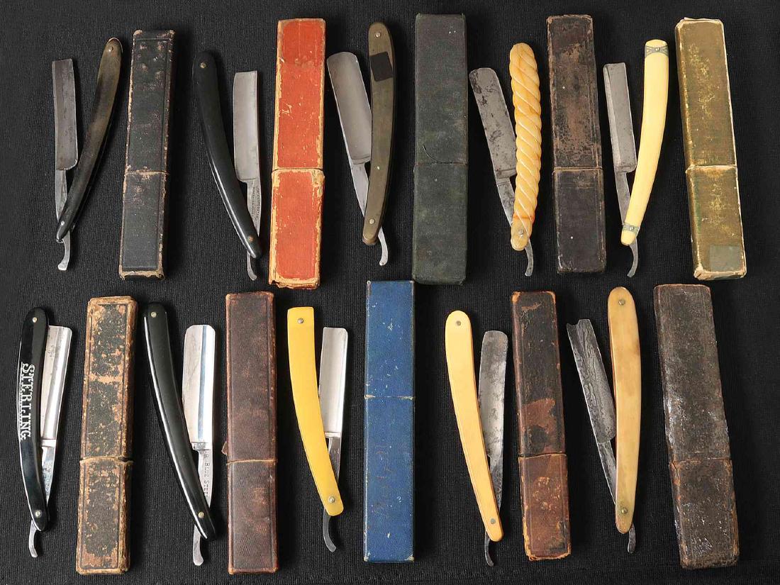 LOT OF TEN STRAIGHT RAZORS WITH BOXES (1 of 10)