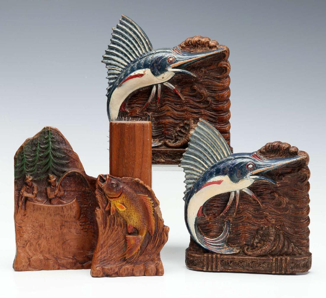 SYROCO WOOD BOOKENDS AND BRUSH HOLDER WITH FISH (1 of 9)