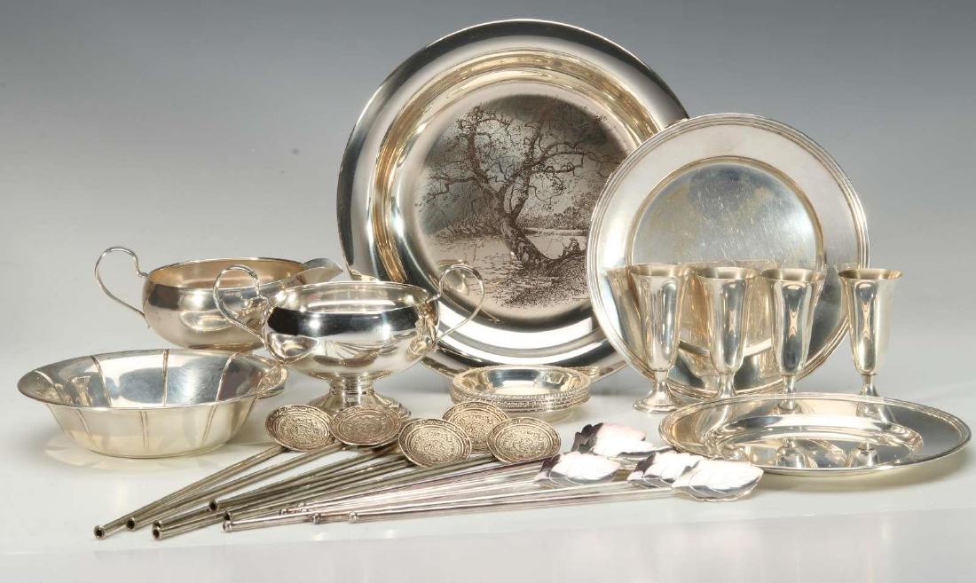 A LARGE HEAVY LOT OF STERLING SILVER ESTATE OBJECTS (1 of 9)