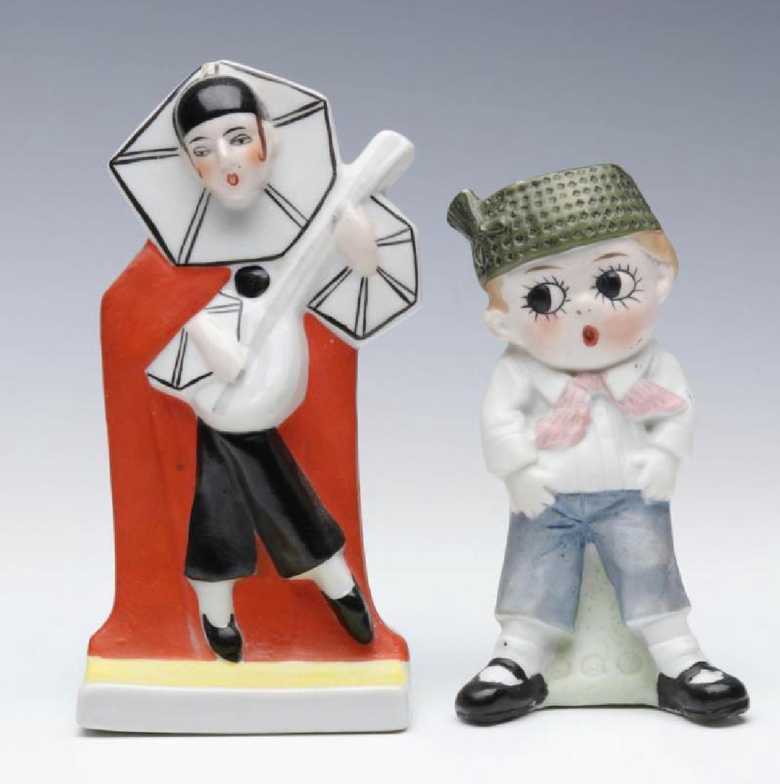 CIRCA 1930 GERMAN PORCELAIN TOOTHBRUSH HOLDERS (1 of 4)