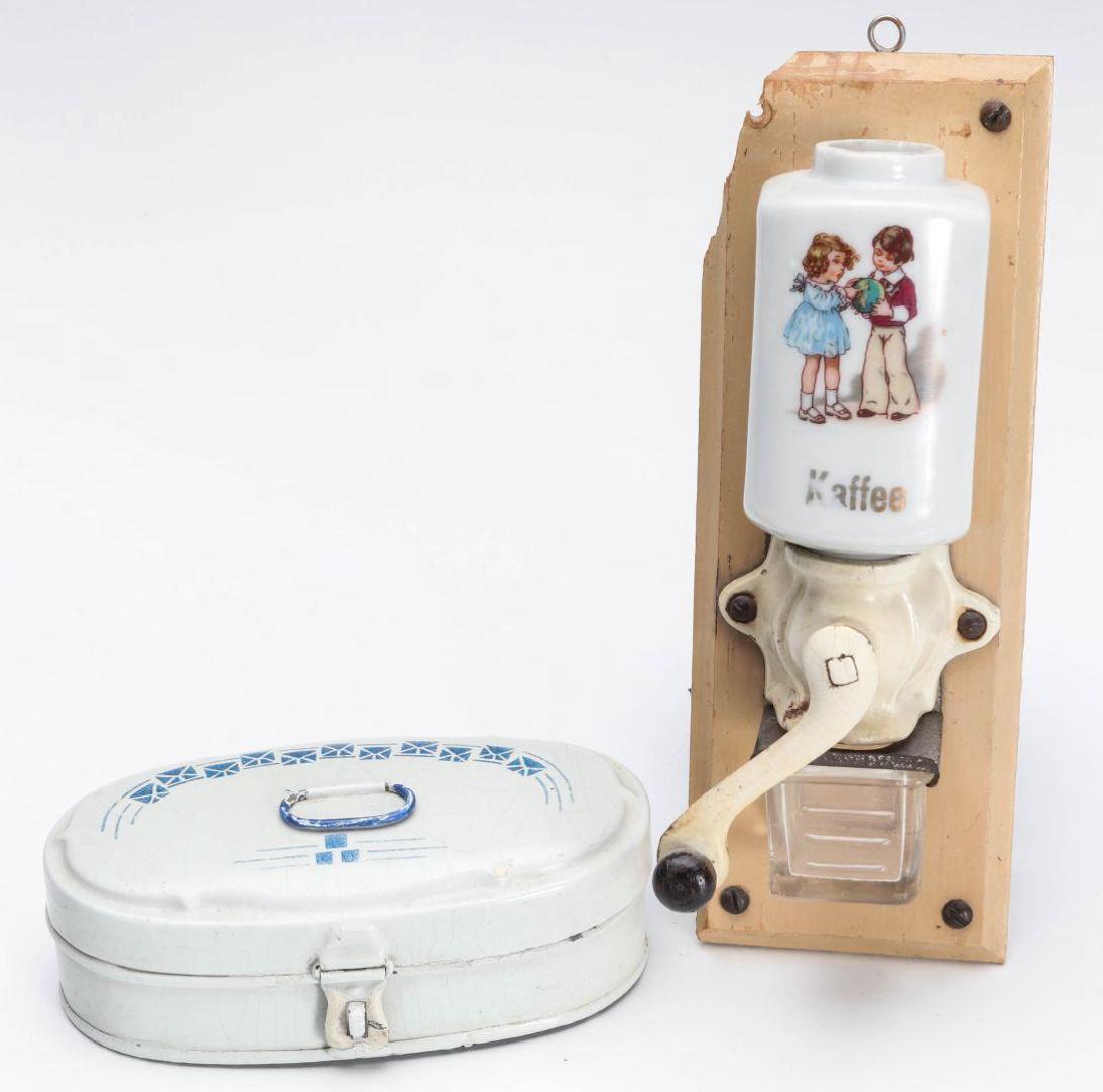 TWO DOLL-SIZED DOMESTIC KITCHEN ITEMS CIRCA 1920 (1 of 6)