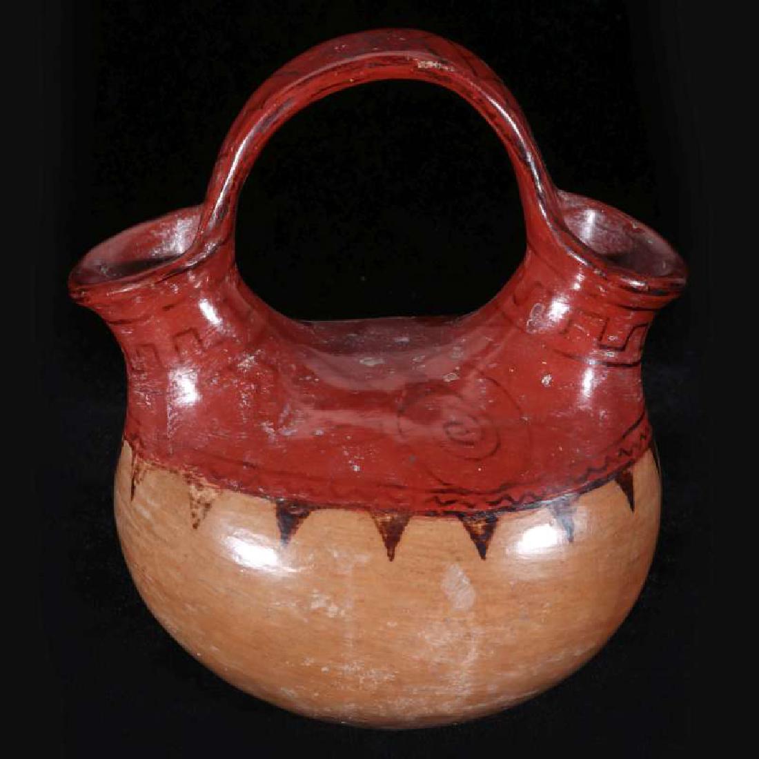 A TWO-COLOR MARICOPA INDIAN POTTERY WEDDING JAR (1 of 8)