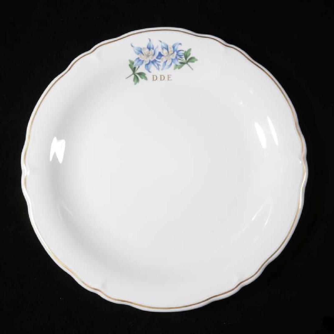 EISENHOWER'S AIR FORCE ONE COLUMBINE DINNER PLATE (1 of 8)