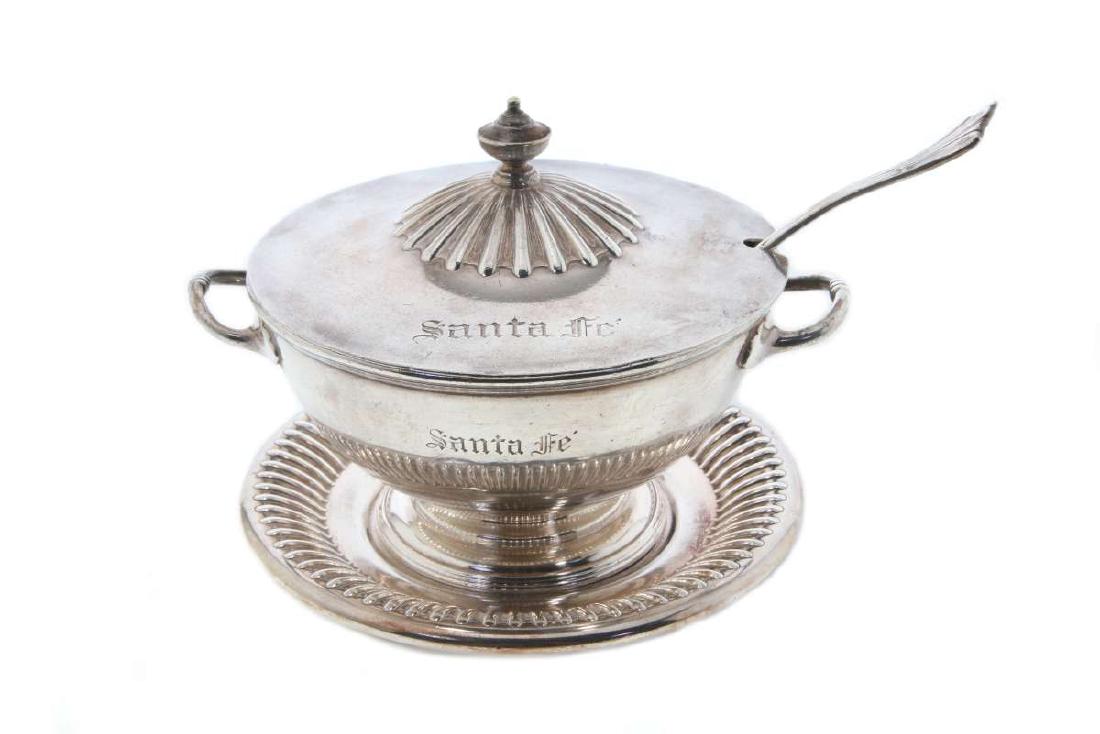 AT&SF RR SILVER TUREEN, COVER, LADLE, UNDERPLATE (1 of 10)