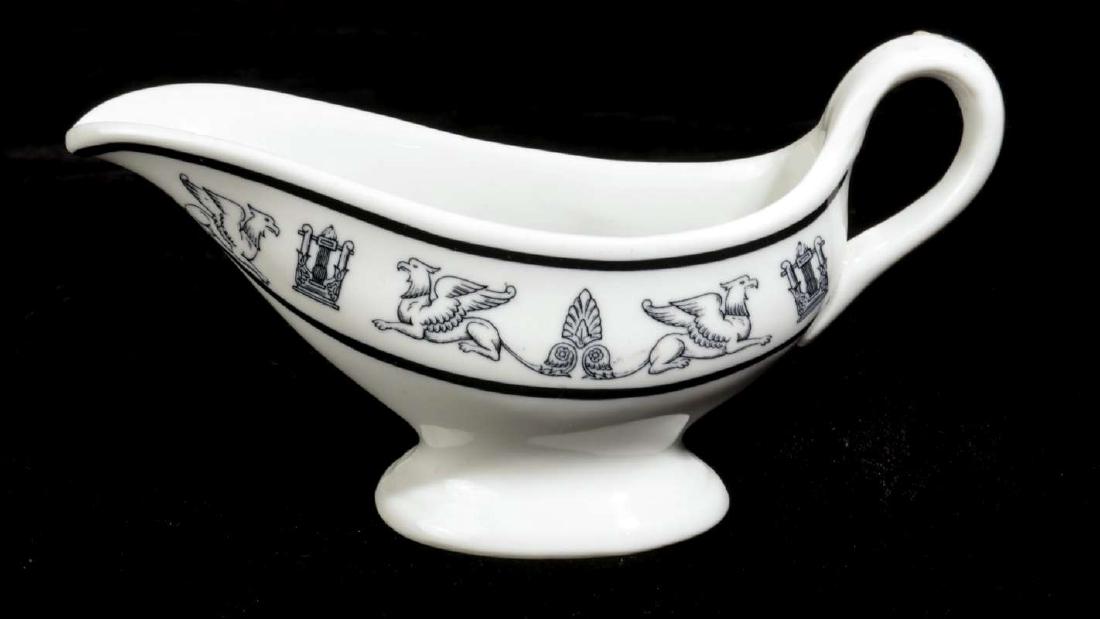 AT&SF SANTA FE RR GRIFFON SAUCE BOAT (1 of 7)