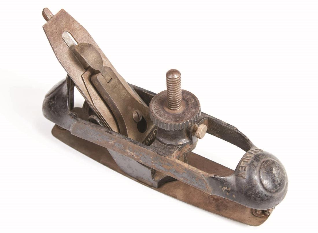 A STANLEY NO. 20 COMPASS PLANE: Manufactured 1897 to 1958, japanned cast iron. Measures 10 inches. We happily provide seamless in-house packing and shipping services on nearly everything we sell.