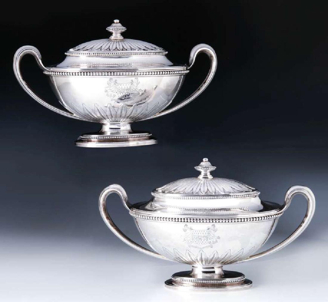 A PAIR GEORGE III STERLING SILVER SAUCE TUREENS (1 of 9)