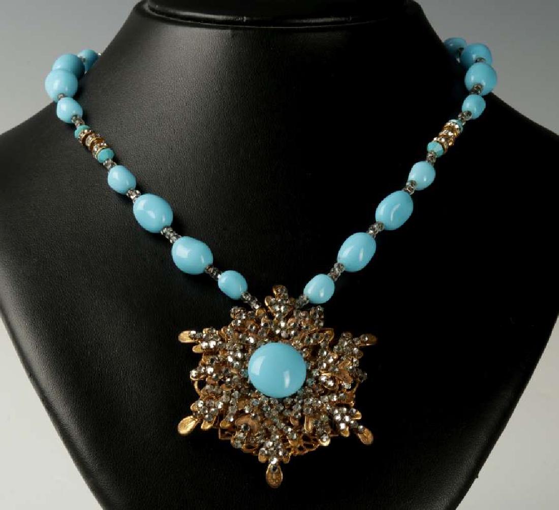 AN EARLY MIRIAM HASKELL PENDANT AND NECKLACE (1 of 10)