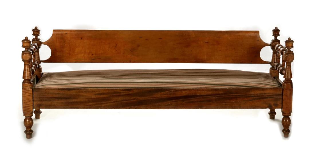 A 19TH CENTURY DAY BED WITH TIGER MAPLE TURNINGS (1 of 6)