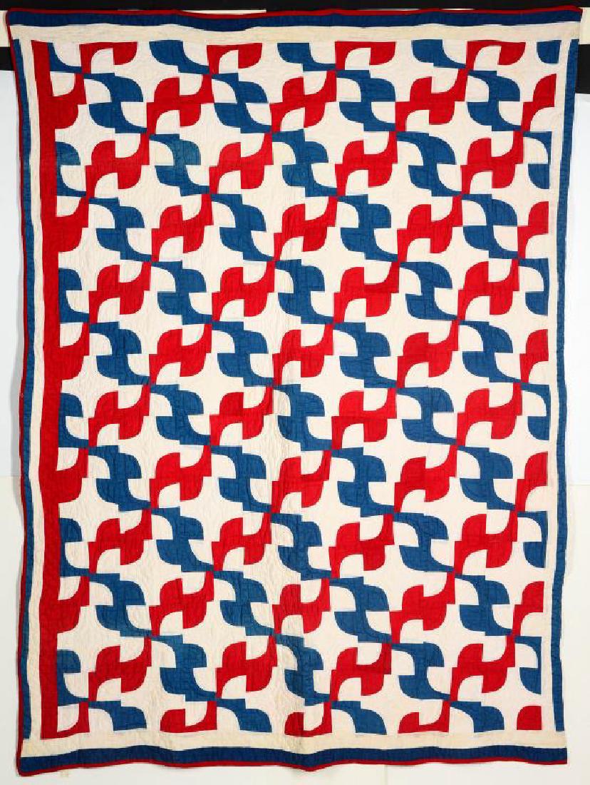 VINTAGE RED, WHITE & BLUE 'DRUNKARD'S PATH' QUILT (1 of 7)