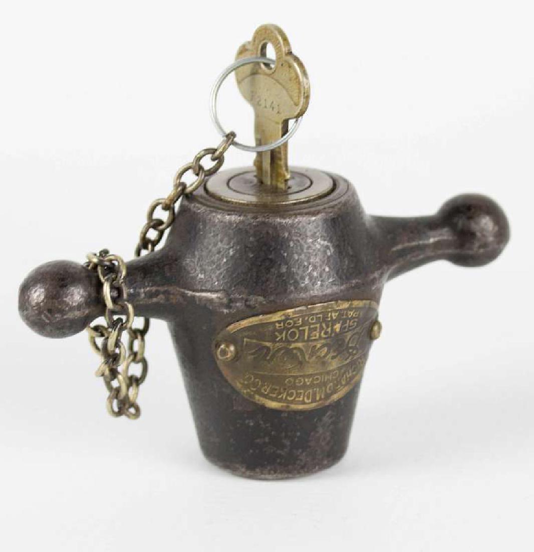 A RICHARD M. DECKER CO. SPARELOK WITH KEY (1 of 6)