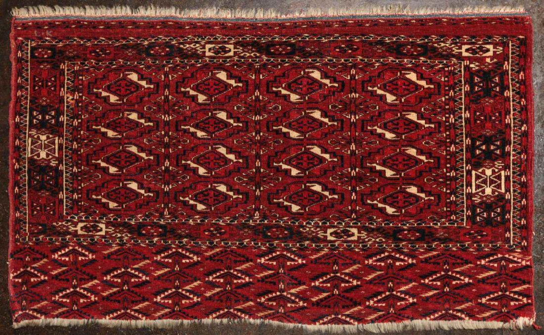 AN ANTIQUE TURKOMAN TENT BAG FACE (1 of 5)