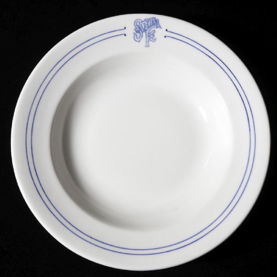 AT&SF SANTA FE RR BLEEDING BLUE SOUP PLATE (1 of 7)