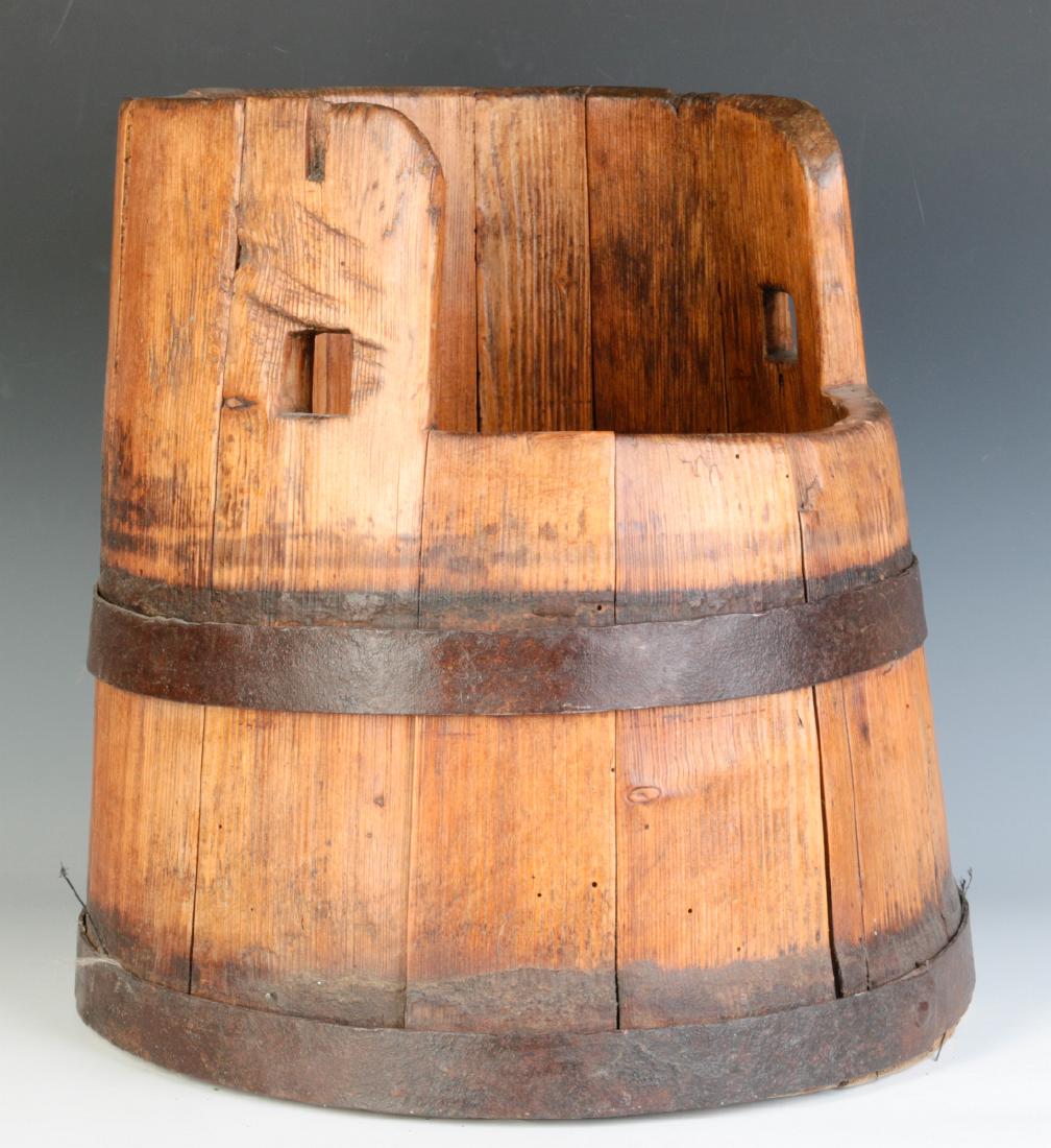 AN UNUSUAL 19TH CENTURY STAVE CONSTRUCTION BUCKET (1 of 7)