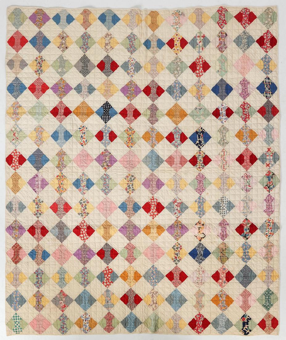 CIRCA 1930  'BOWTIE' FEEDSACK QUILT (1 of 7)