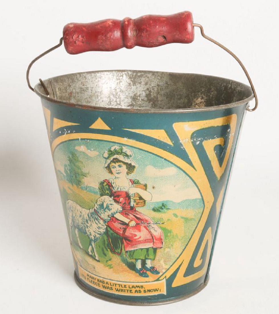 A CIRCA 1905 VICTORIAN CHILD'S TIN LITHO SAND PAIL (1 of 8)