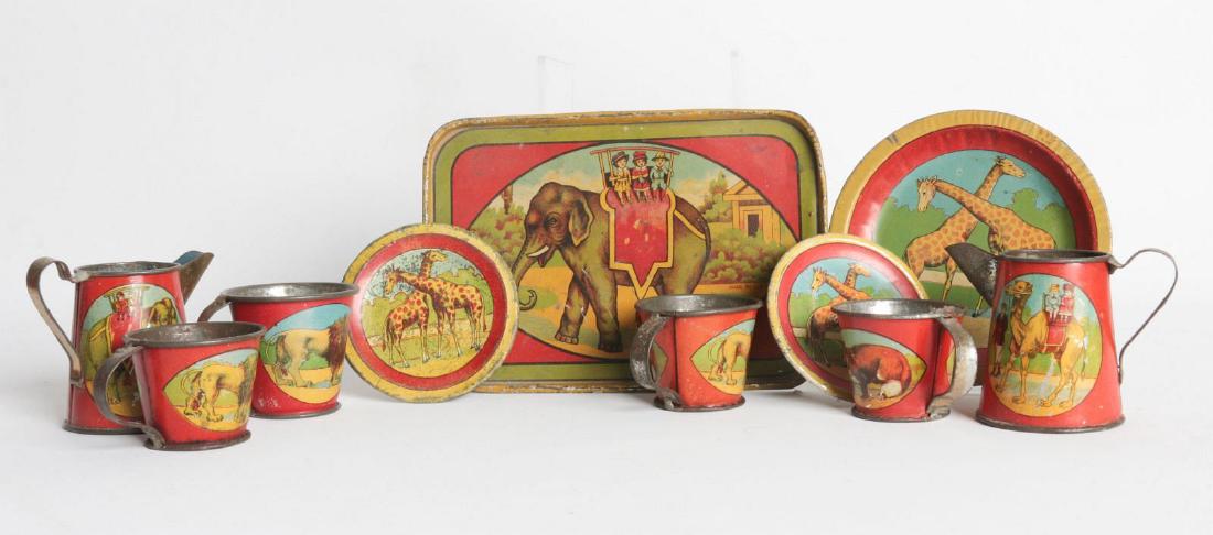 A 1910s CIRCUS/AFRICAN ANIMAL THEME TIN LITHO SET (1 of 8)