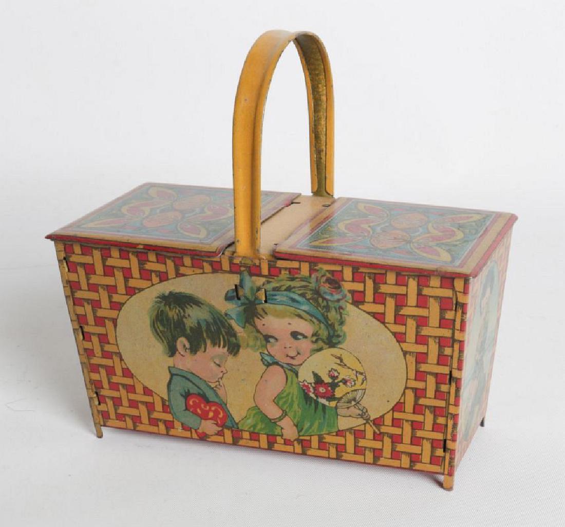 A 'PICNIC BASKET' CHILD'S TIN LITHO LUNCH TIN (1 of 8)