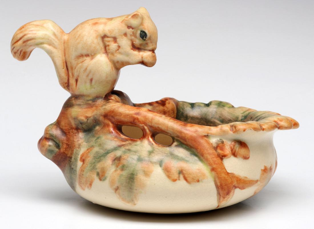 WELLER 'WOODCRAFT' ART POTTERY BOWL WITH SQUIRREL (1 of 9)